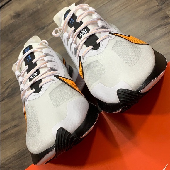 Nike Zoom Gravity Men's Running Shoes Training Spo - Picture 11 of 16